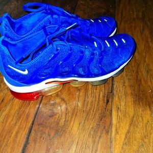 Nike Vapor Max's Plus